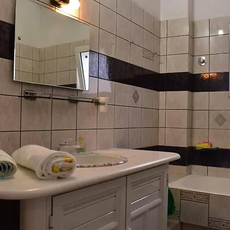 Maria Chalkis -50% Drosia (Central Greece)